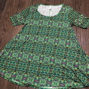 Gorgeous LulaRoe Perfect T